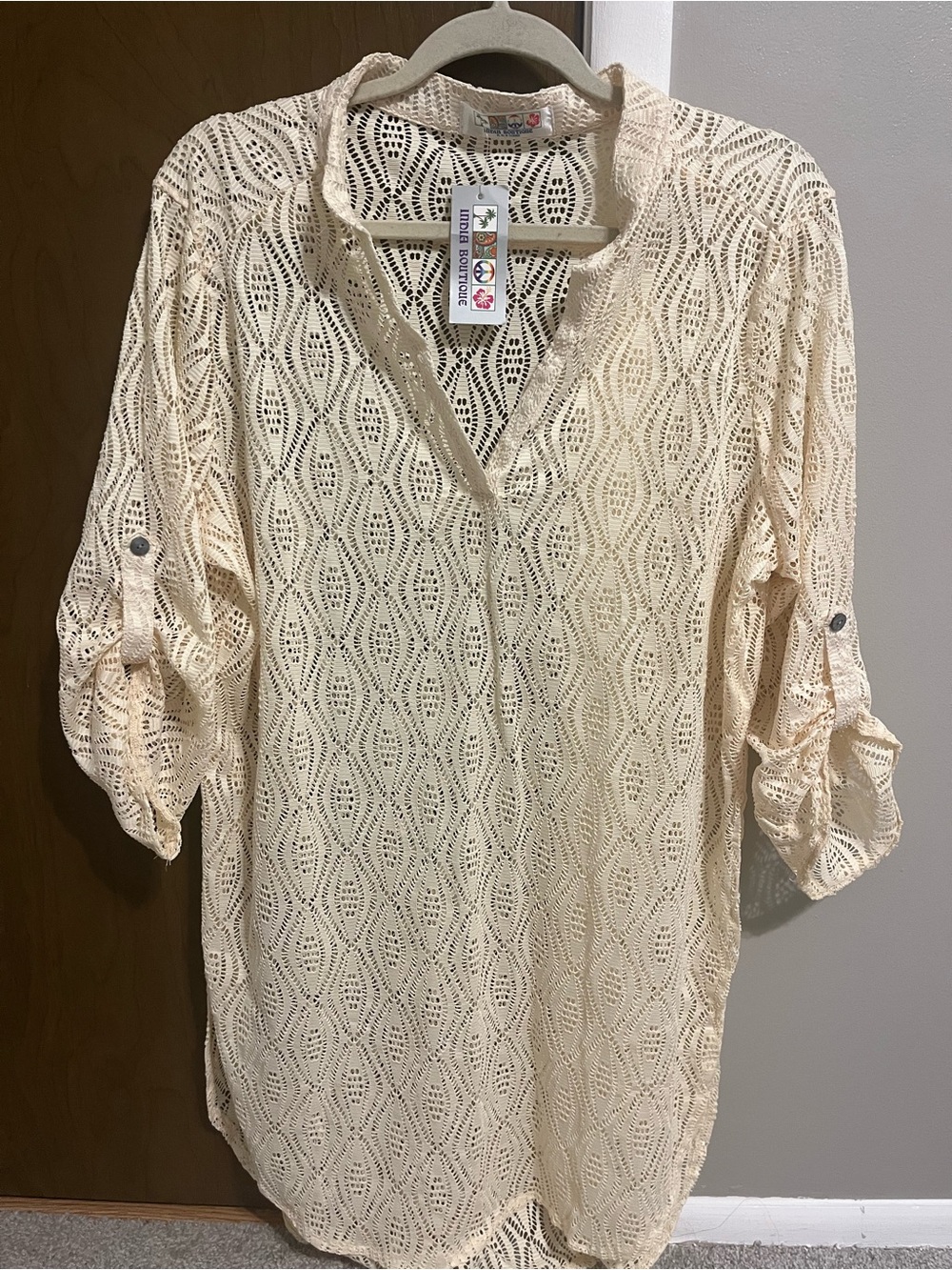 India Boutique Women's OS Ivory Lace V-Neck Tunic Top Roll Tab 3/4 Sleeve